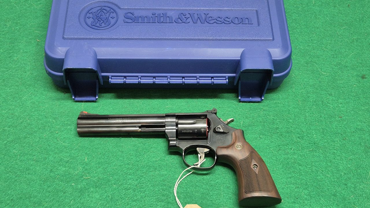 Smith & Wesson Model 586 .357mag 6-shot Revolver - Image 3